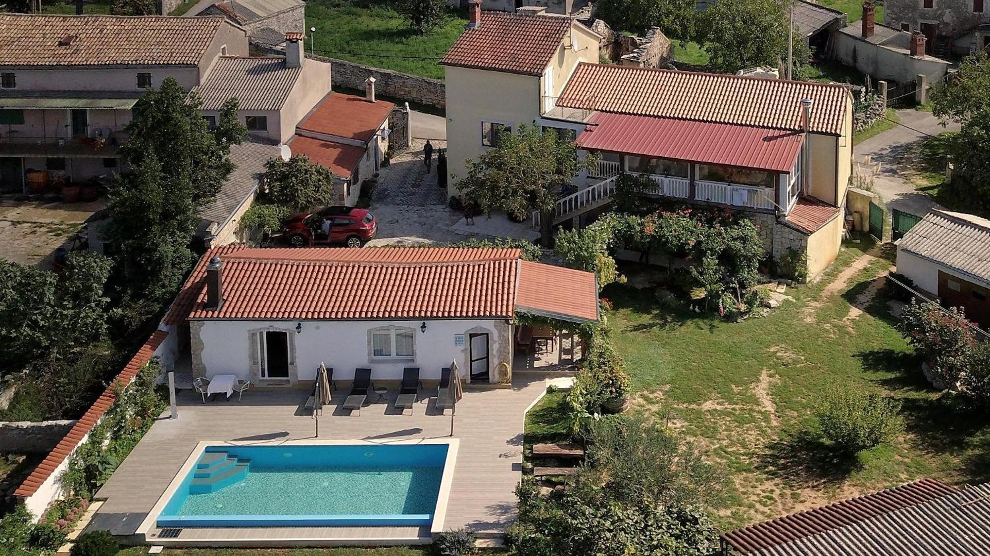 Apartments Faris Канфанар Екстер'єр фото