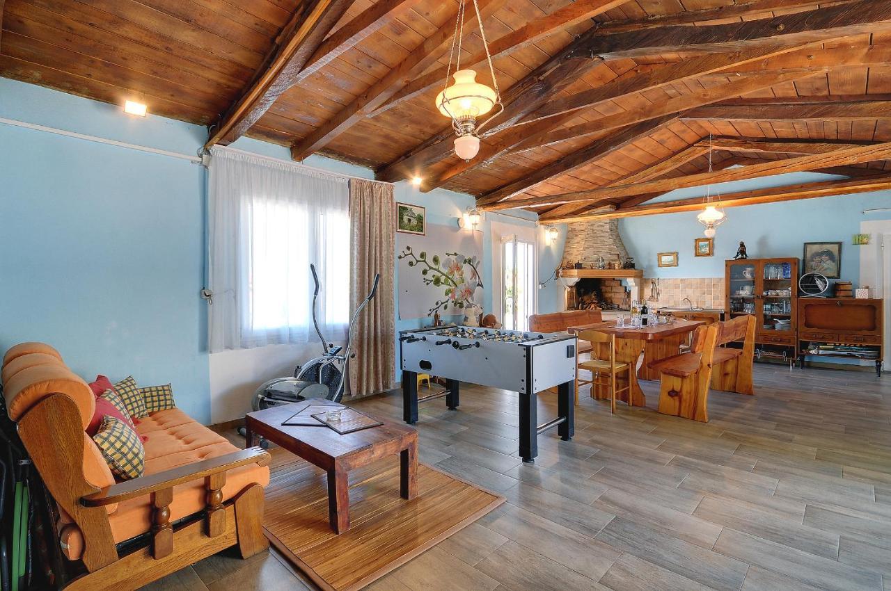 Apartments Faris Канфанар Екстер'єр фото